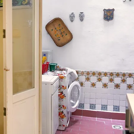 Agnolo First Two Bedrooms Close To Duomo *
