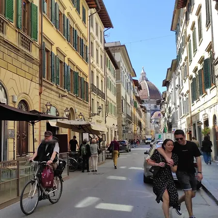 Agnolo First Two Bedrooms Close To Duomo *