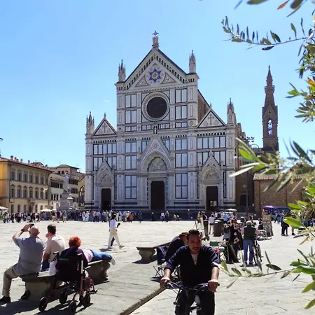 Agnolo First Two Bedrooms Close To Duomo Florence